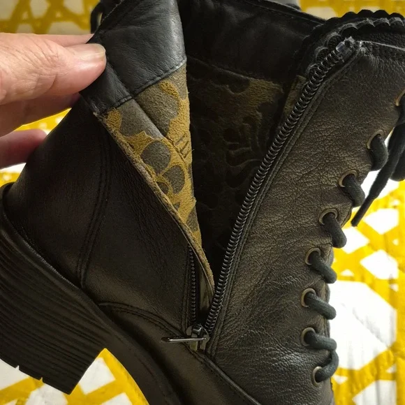 Fly London Black Heeled Boots/Lace Up Front/Side Zipper Size 41 9.5 - Picture 5 of 6